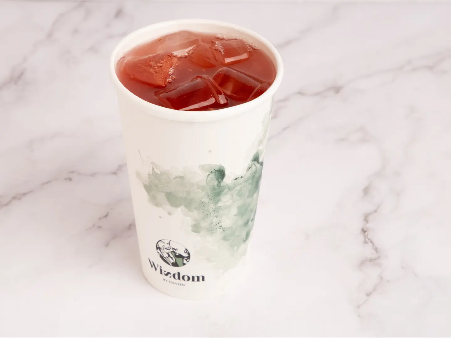 شاي التوت الروسي البارد