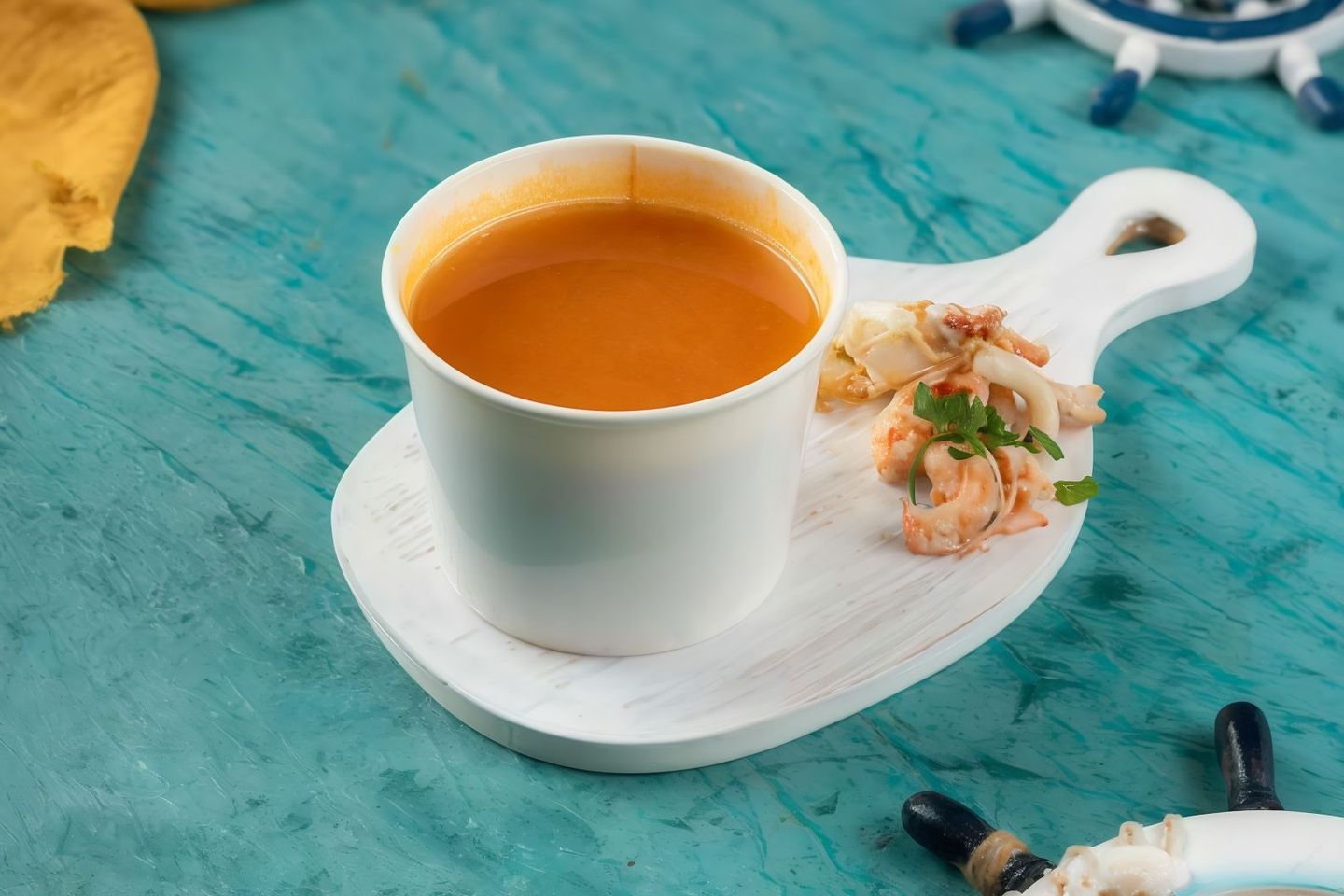شوربة التوم يم