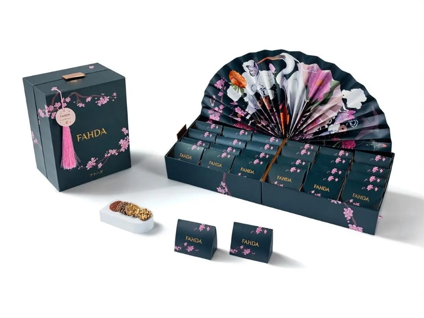 توزيعات فهدة كوينز (12 توزيعة)