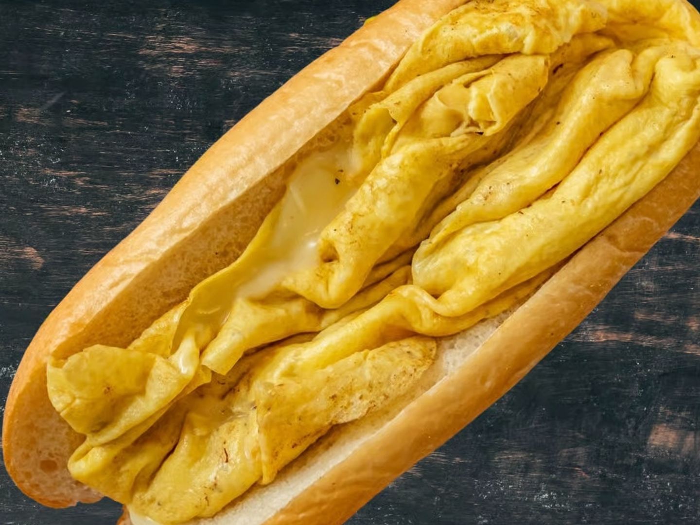 ساندويتش البيض مع الجبن