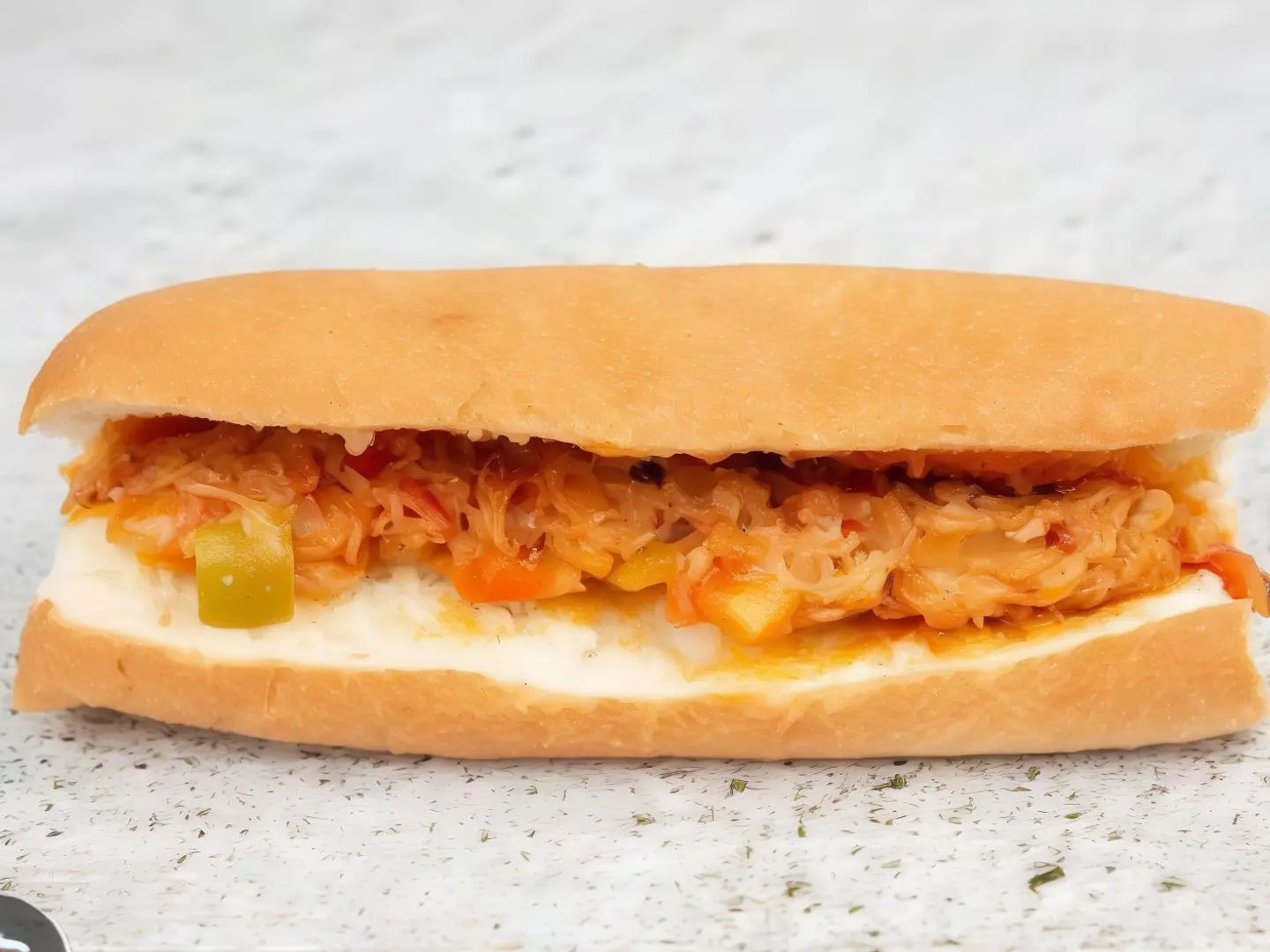 ساندوتش تونة جبن