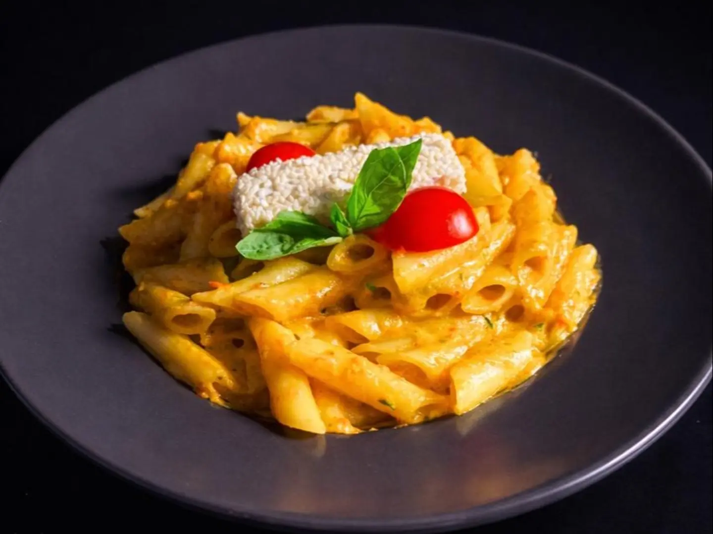 باستا بيستو احمر