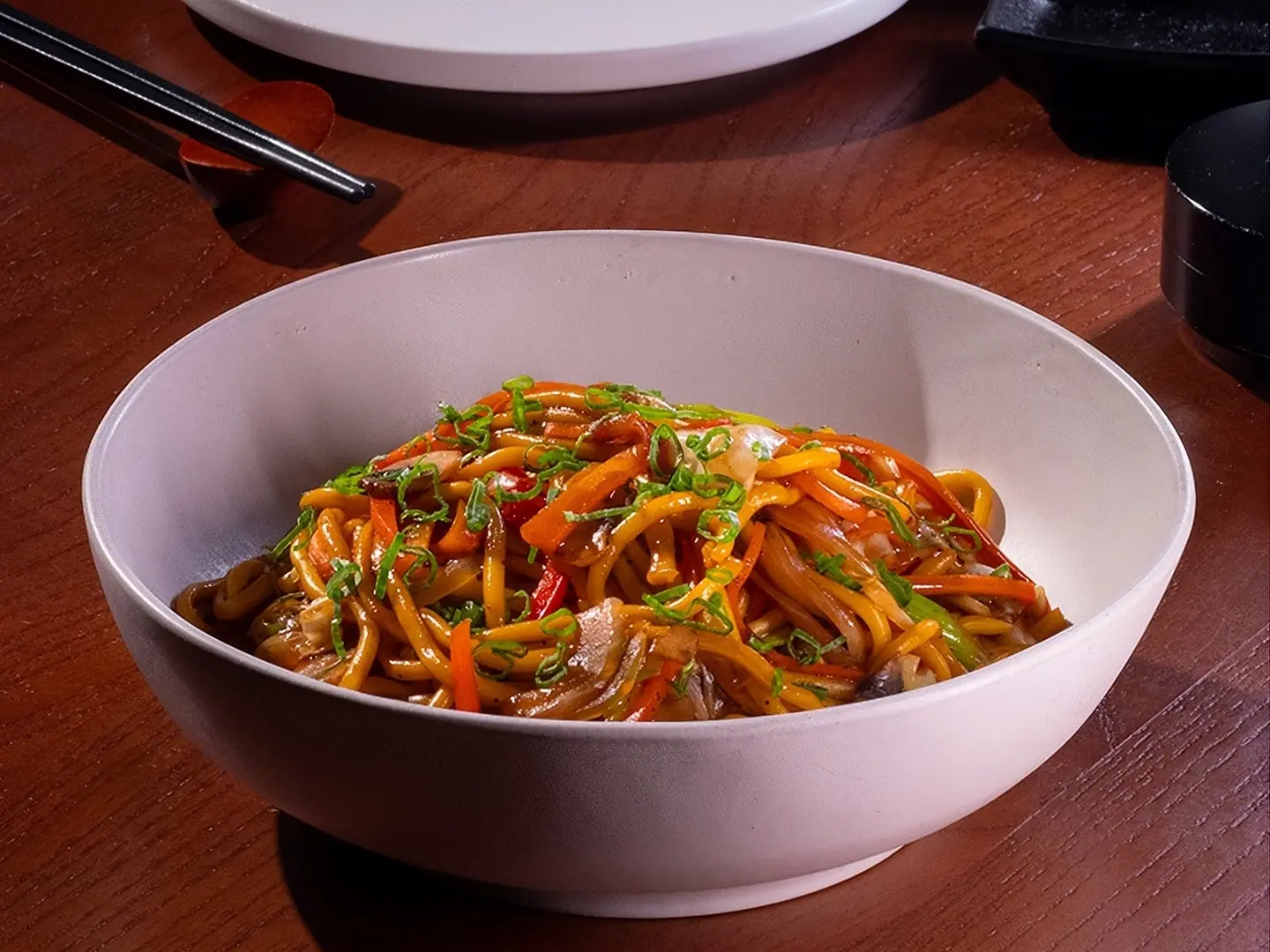 ياكي سوبا نودلز دجاج