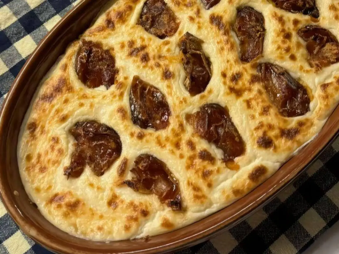 Dates Cheesecake