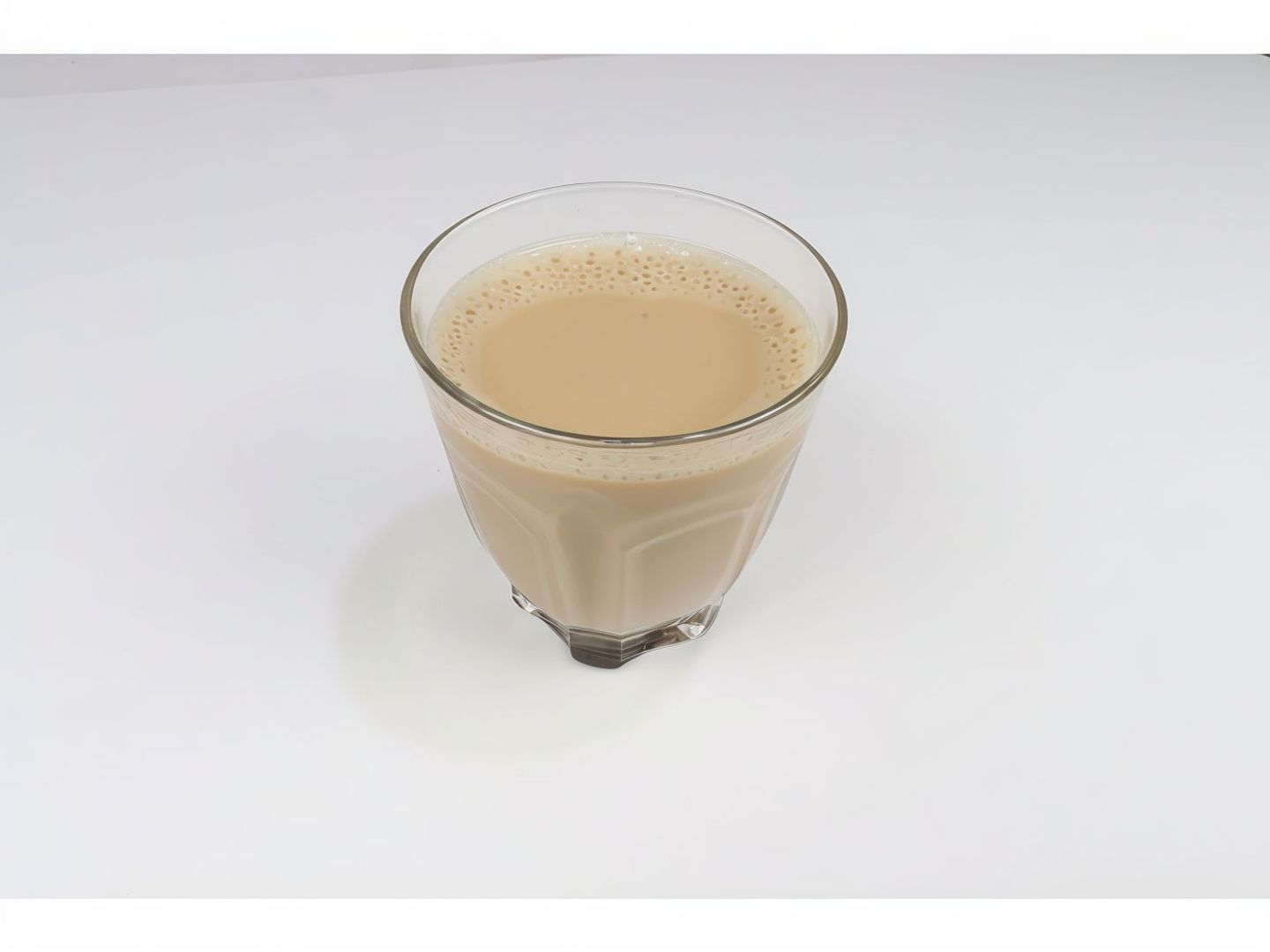 كوب شاي حليب
