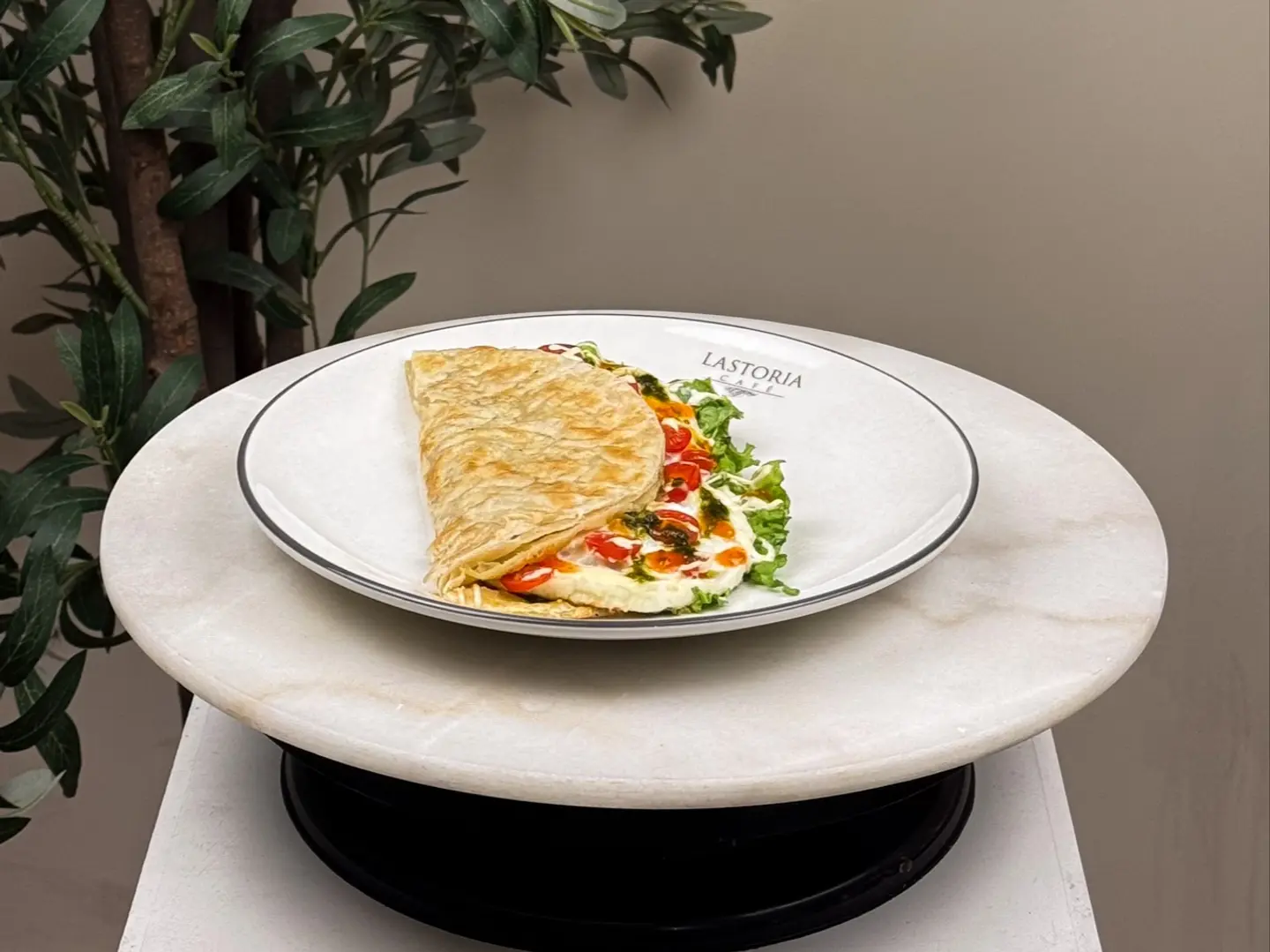 براتا بيستومع بيض