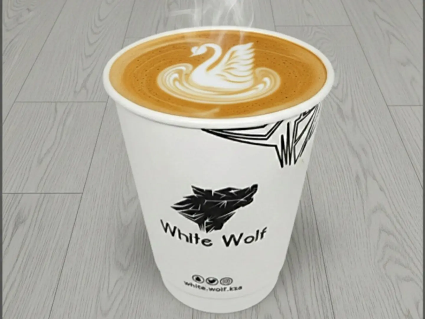 لاتيه البندق الساخن