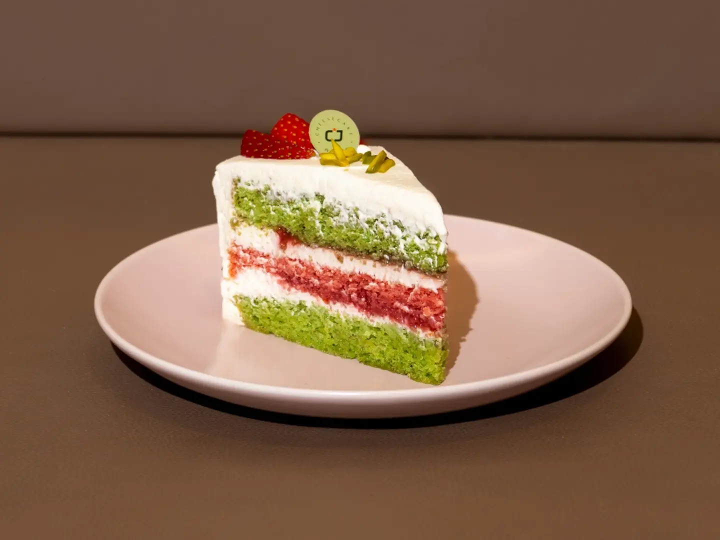 كيكة البستاشيو والفراوله