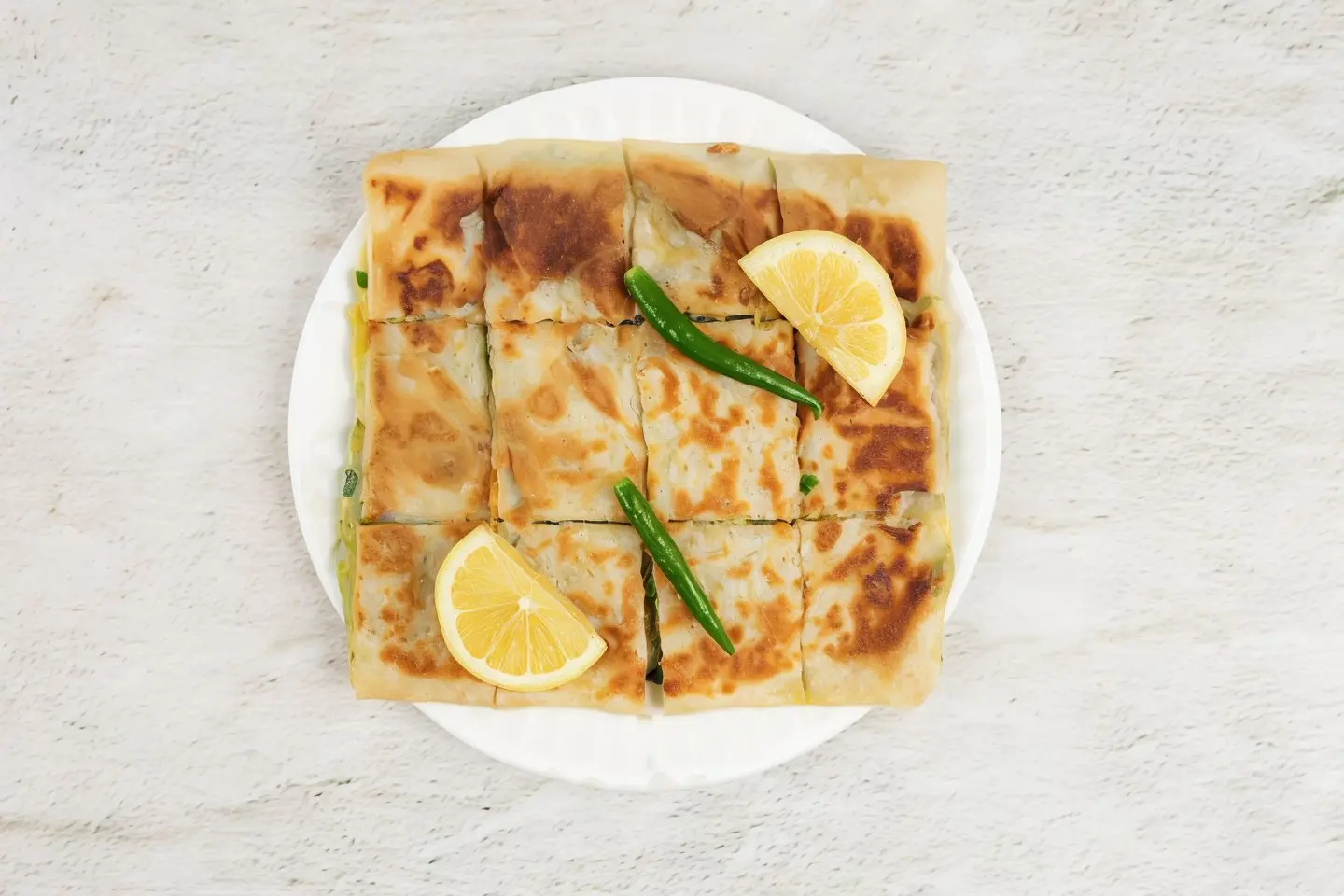 مطبق بالخضار