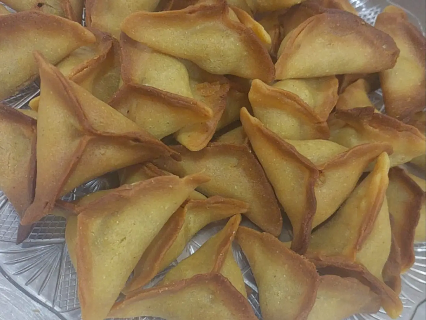 فطاير سبانخ صغير بعجينة الذرة عدد 4 قطع