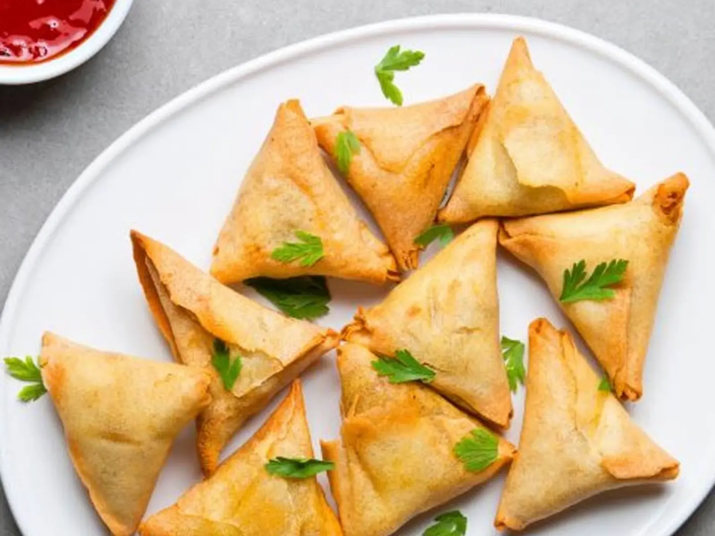 سمبوسة ( عدد 5 حبات )