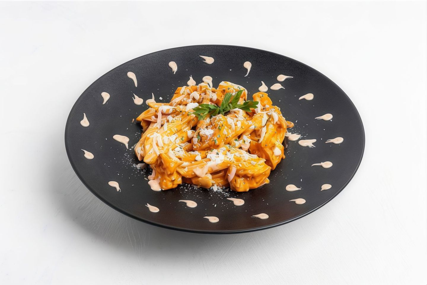 Pink Sauce Pasta With Chicken