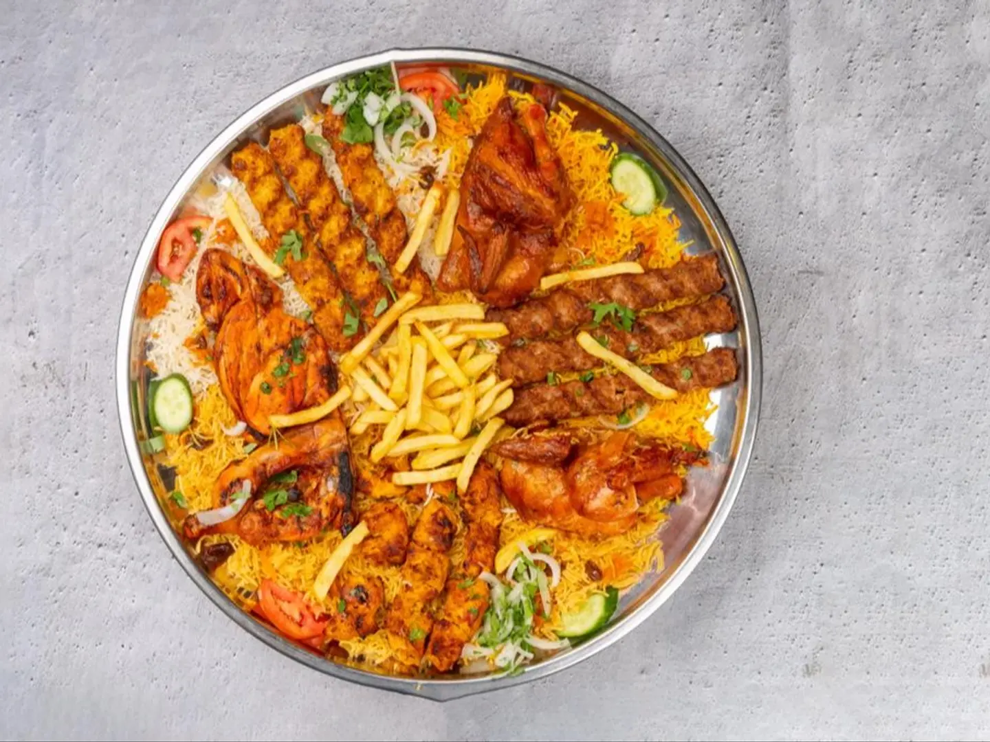 طبق العيلة