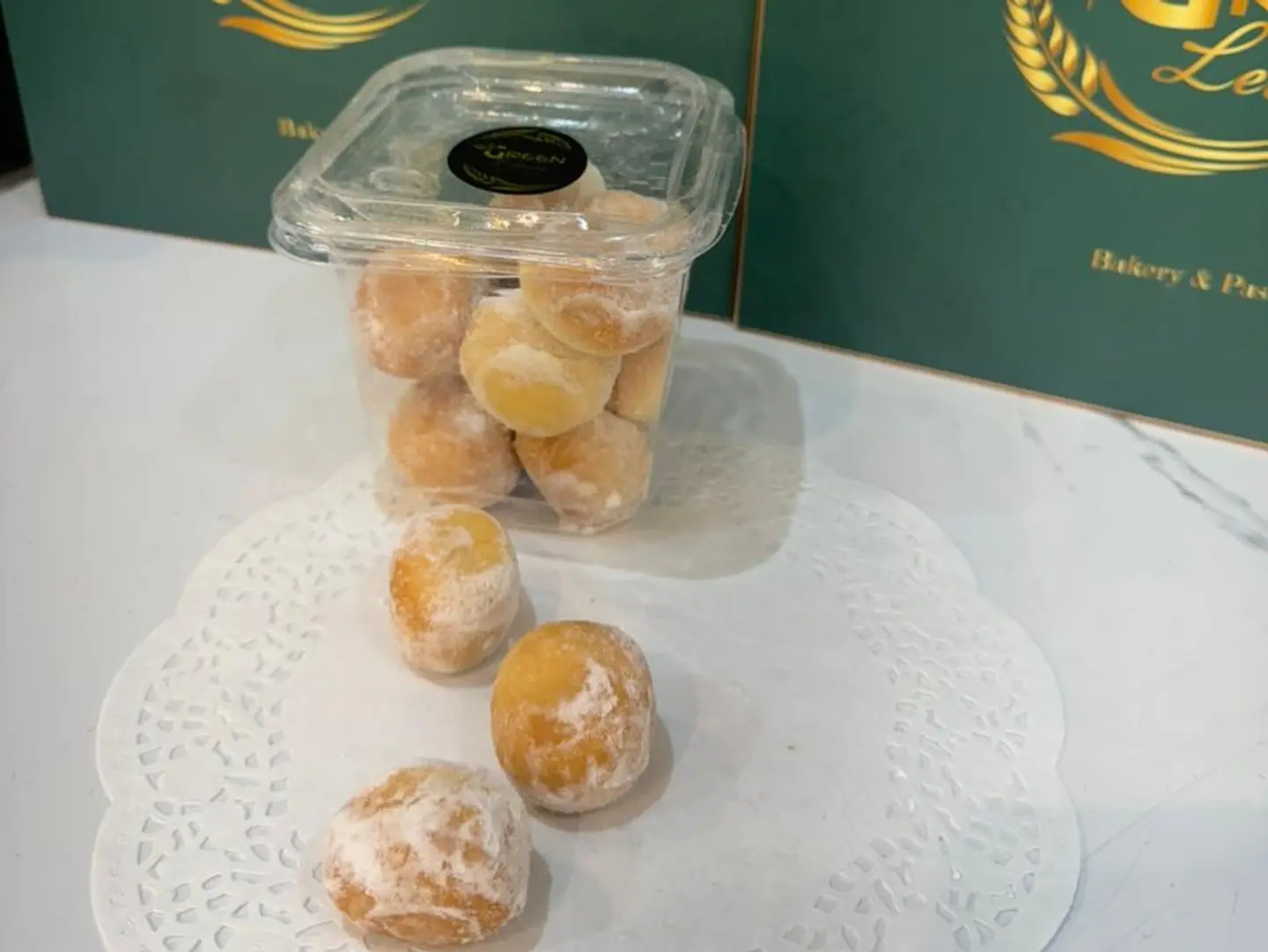 Mini Sugar Donut Box