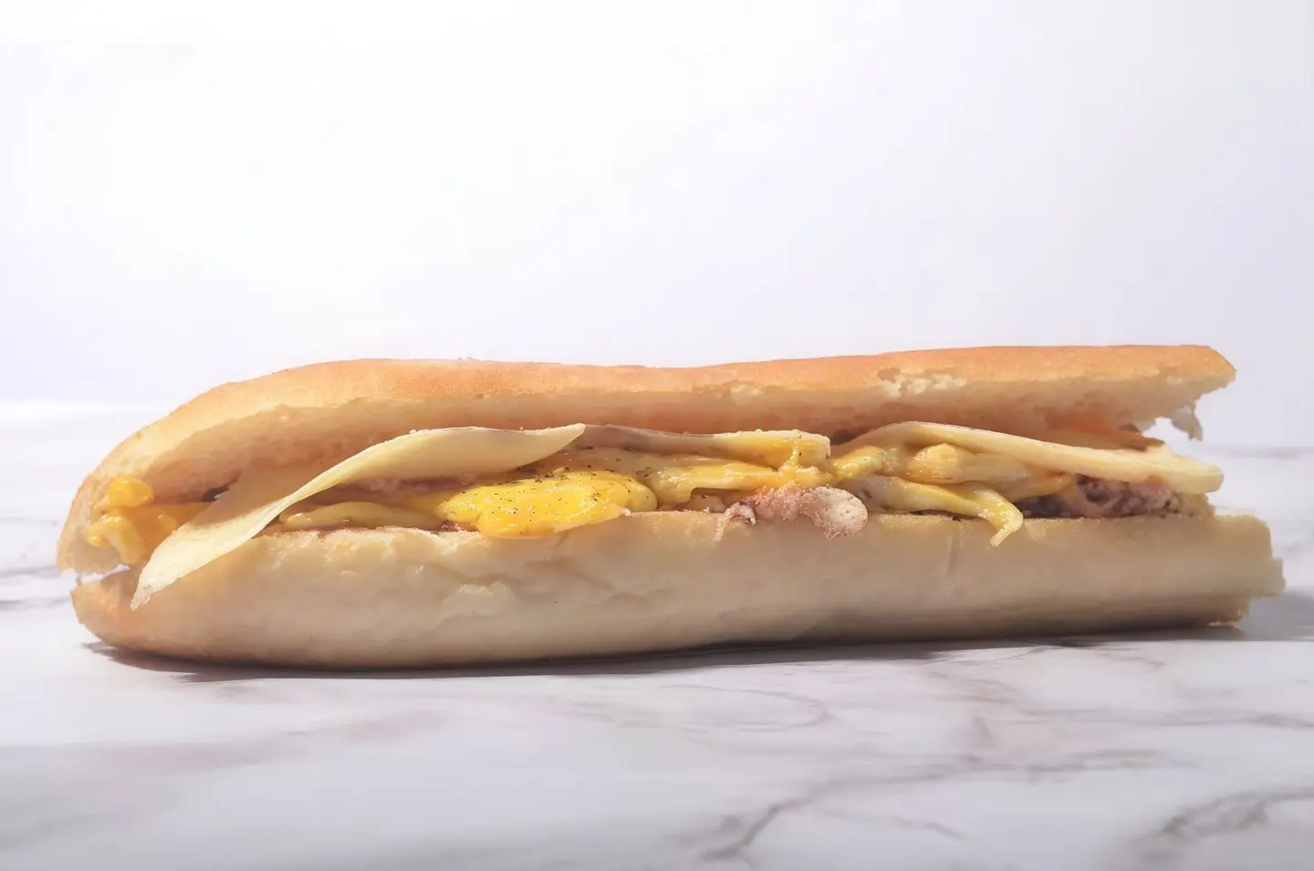 Fried Eggs Sandwich - Whole