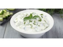زبادي مع الخيار