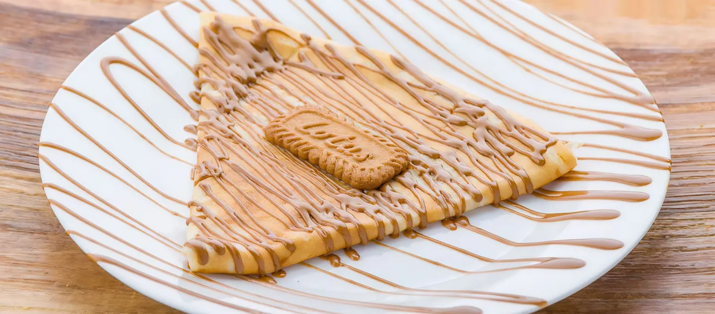 Lotus Brownies Crepe