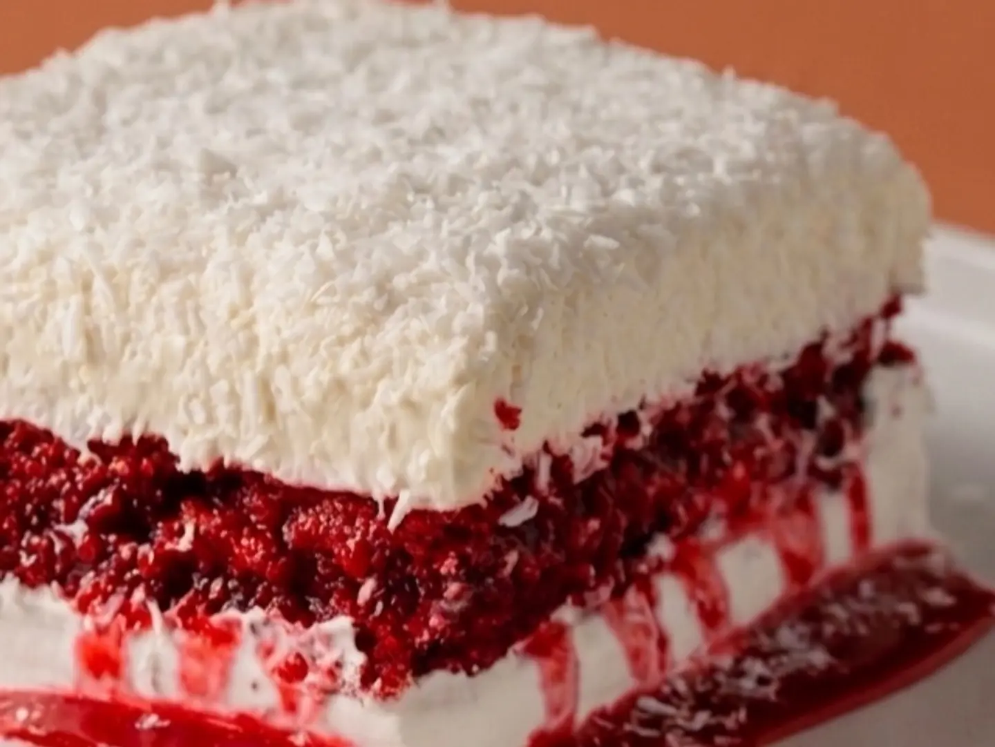 Cocoberry Cake