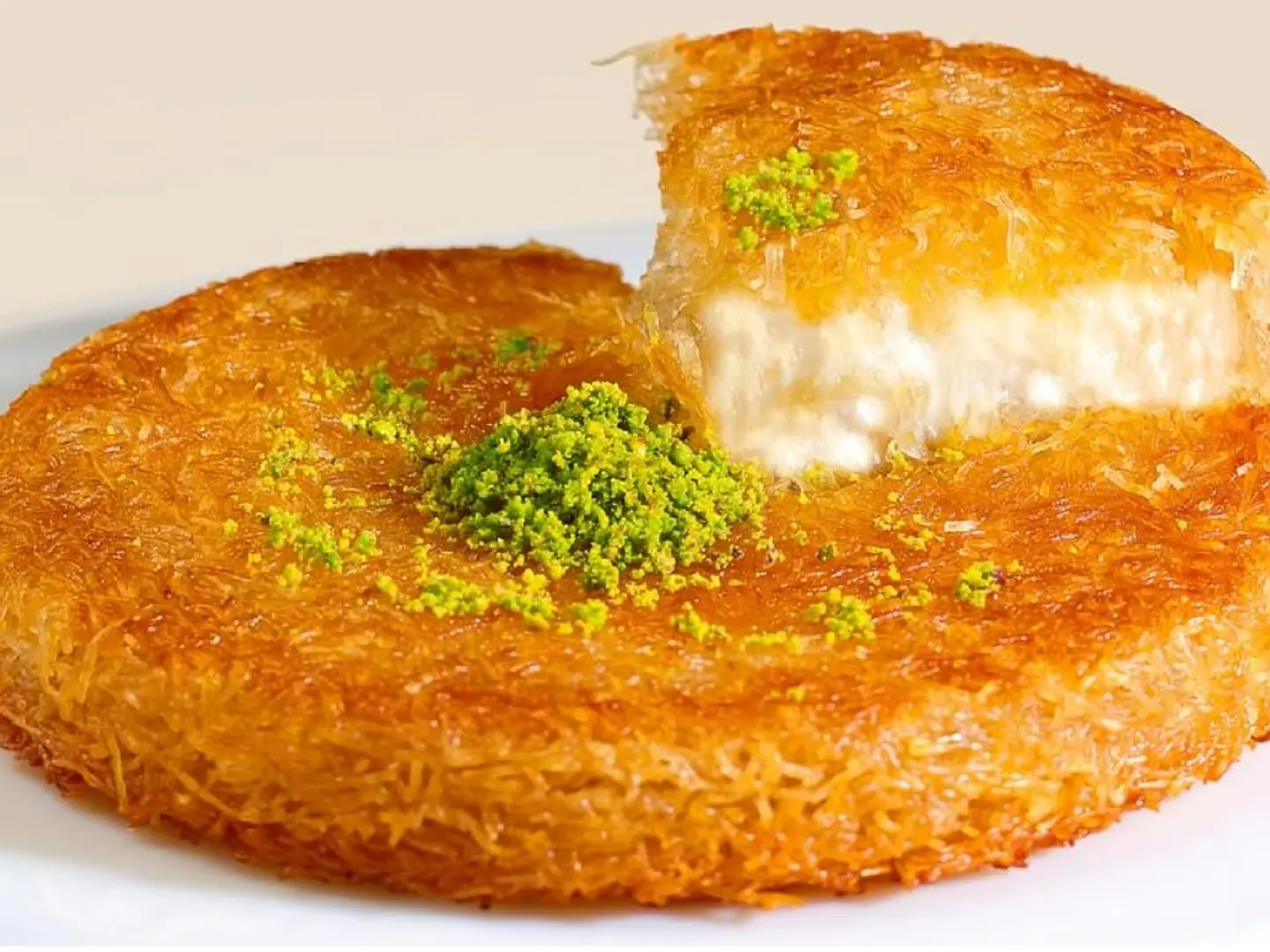 كنافة بالقشطة
