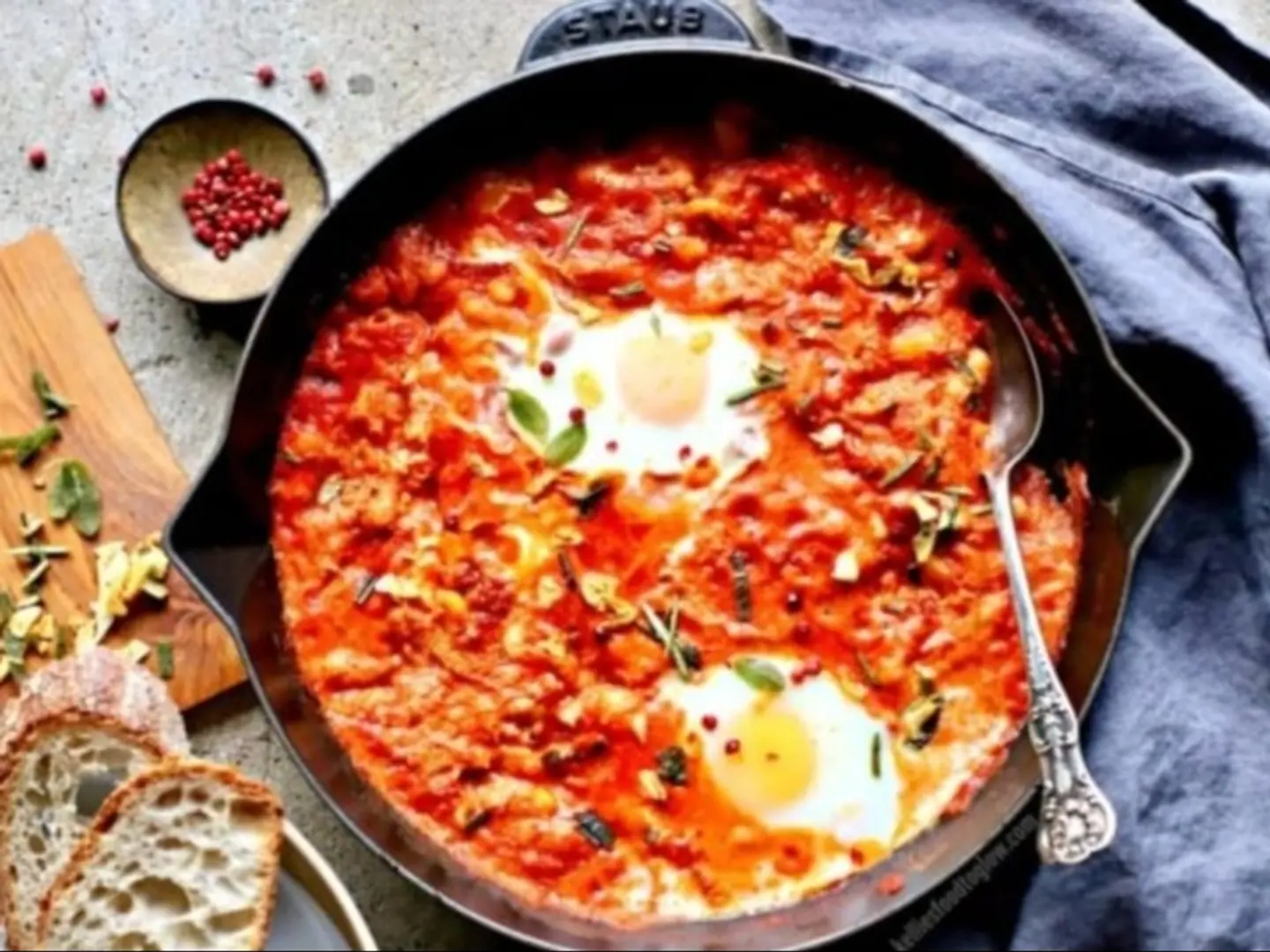 Beans With Egg