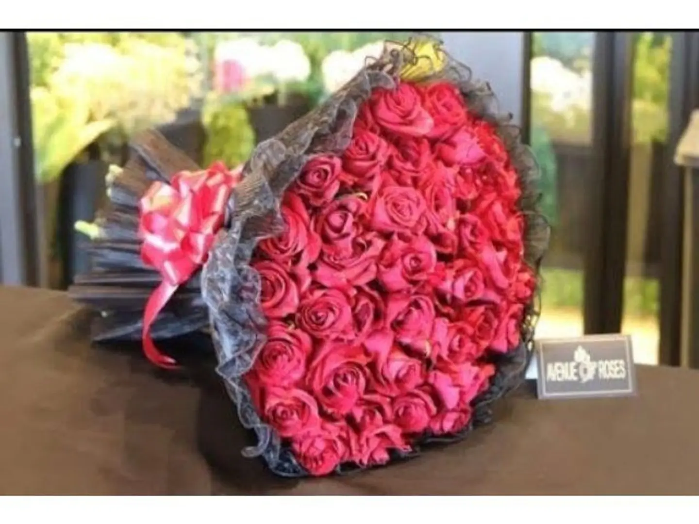 السعادة الحمراء