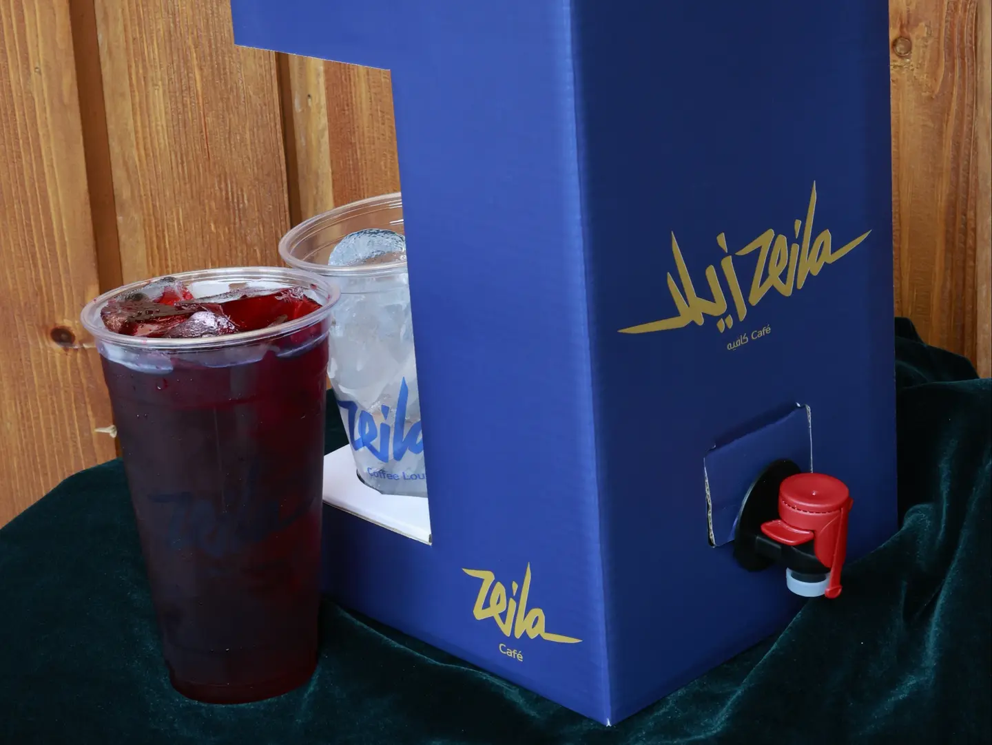 Iced Hibiscus Box 1.5 L