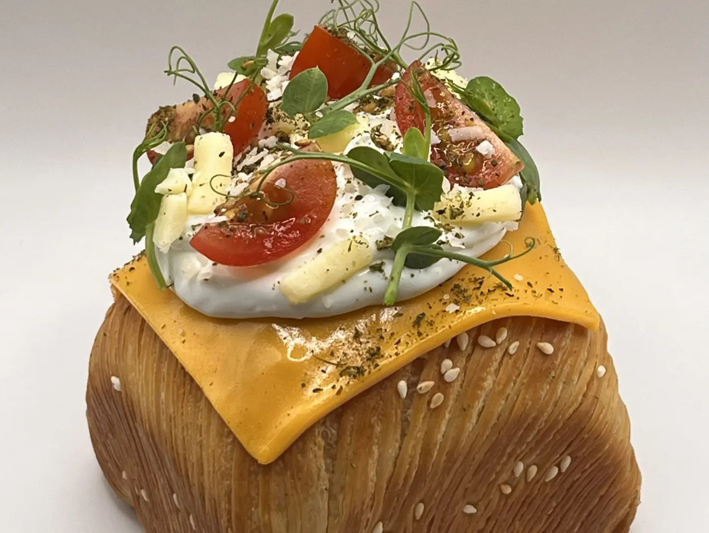 Pain Suisse Turkey & Cheese