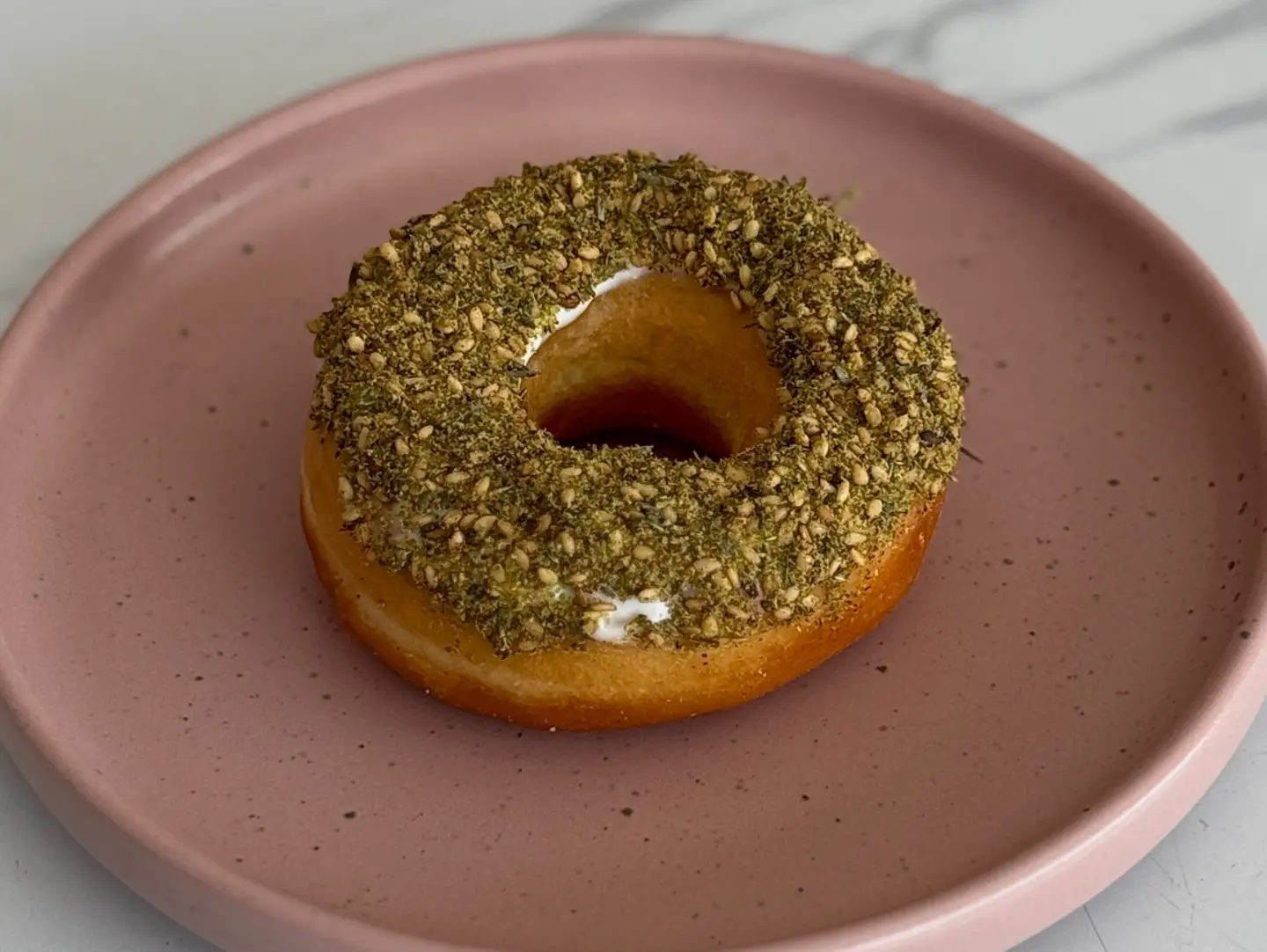 Classic Donut With Cheese And Za'atar