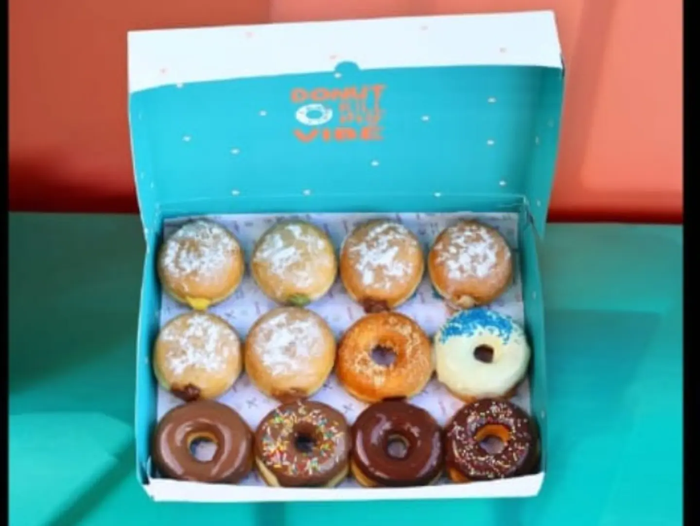 Mixed Savings Box Of Stuffed & Classic Donuts - Donut Box Offer 6 Pcs