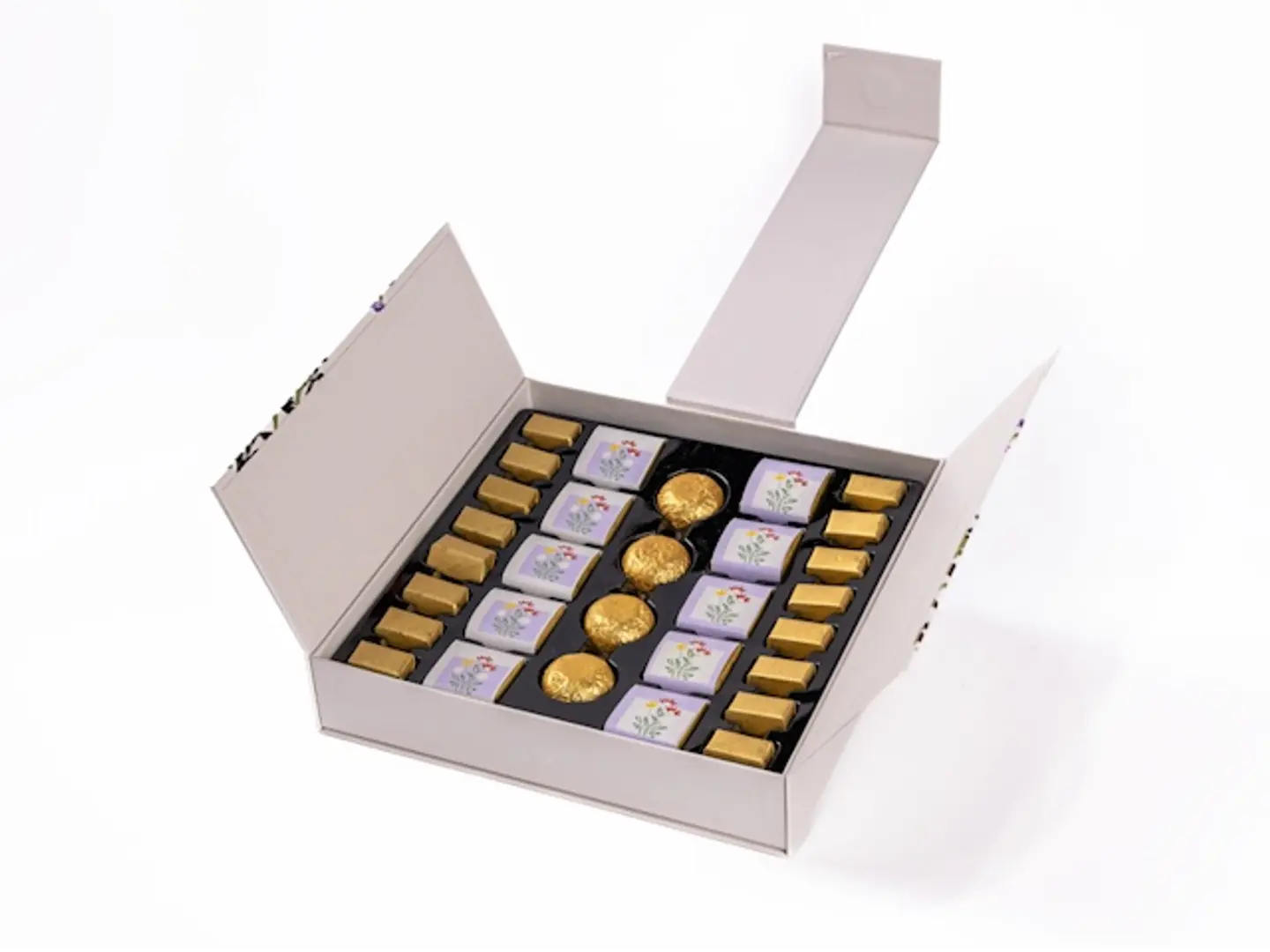 بوكس الزهور الأرجوانية