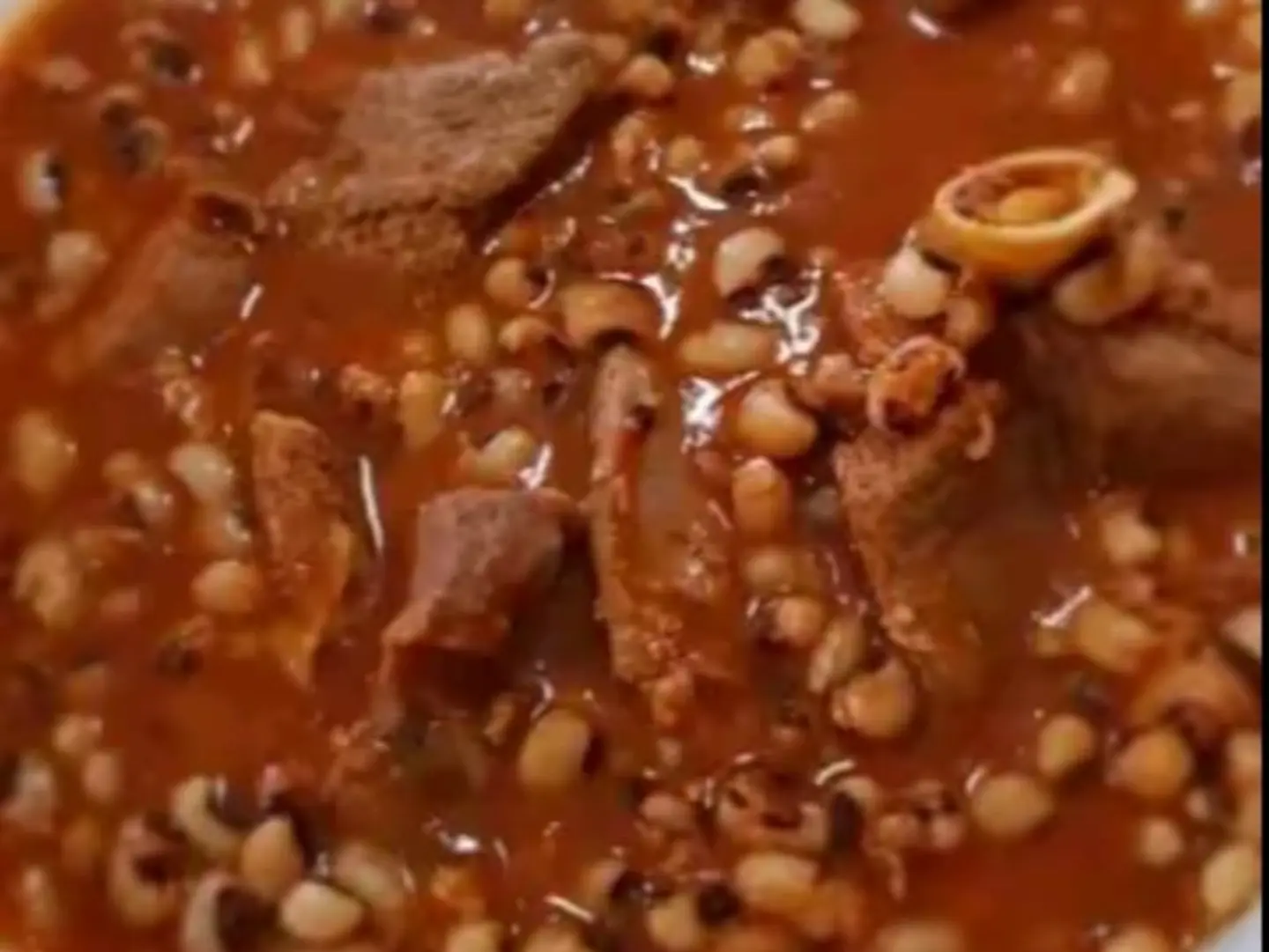 Meat With Lobia Tagine