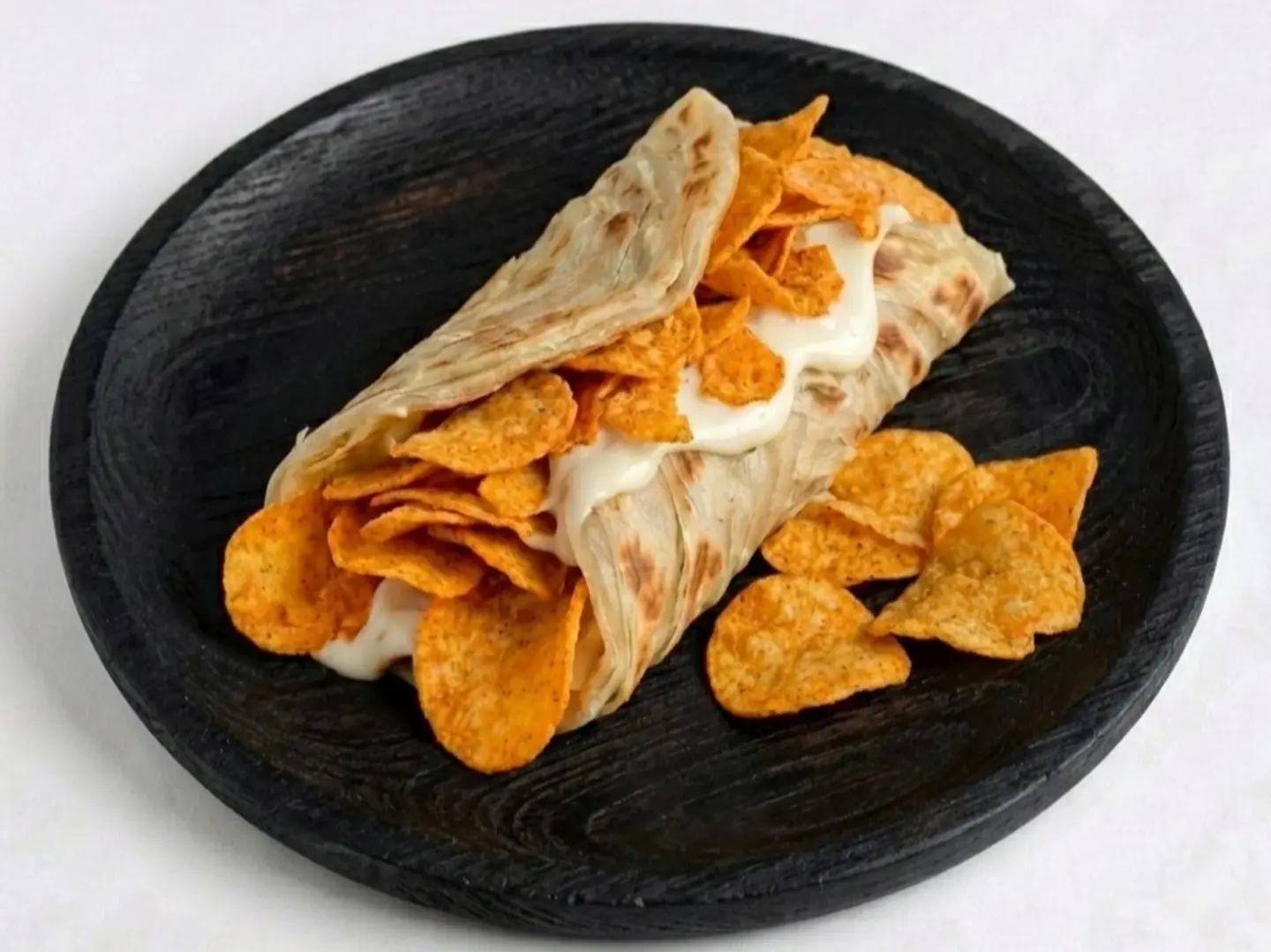 ساندوتش جبن وشبس عمان بخبز الشباتي