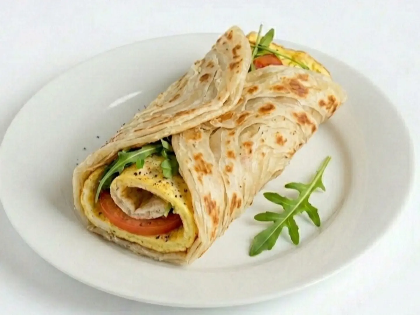 ساندوتش بيض مقلي بخبز الشباتي