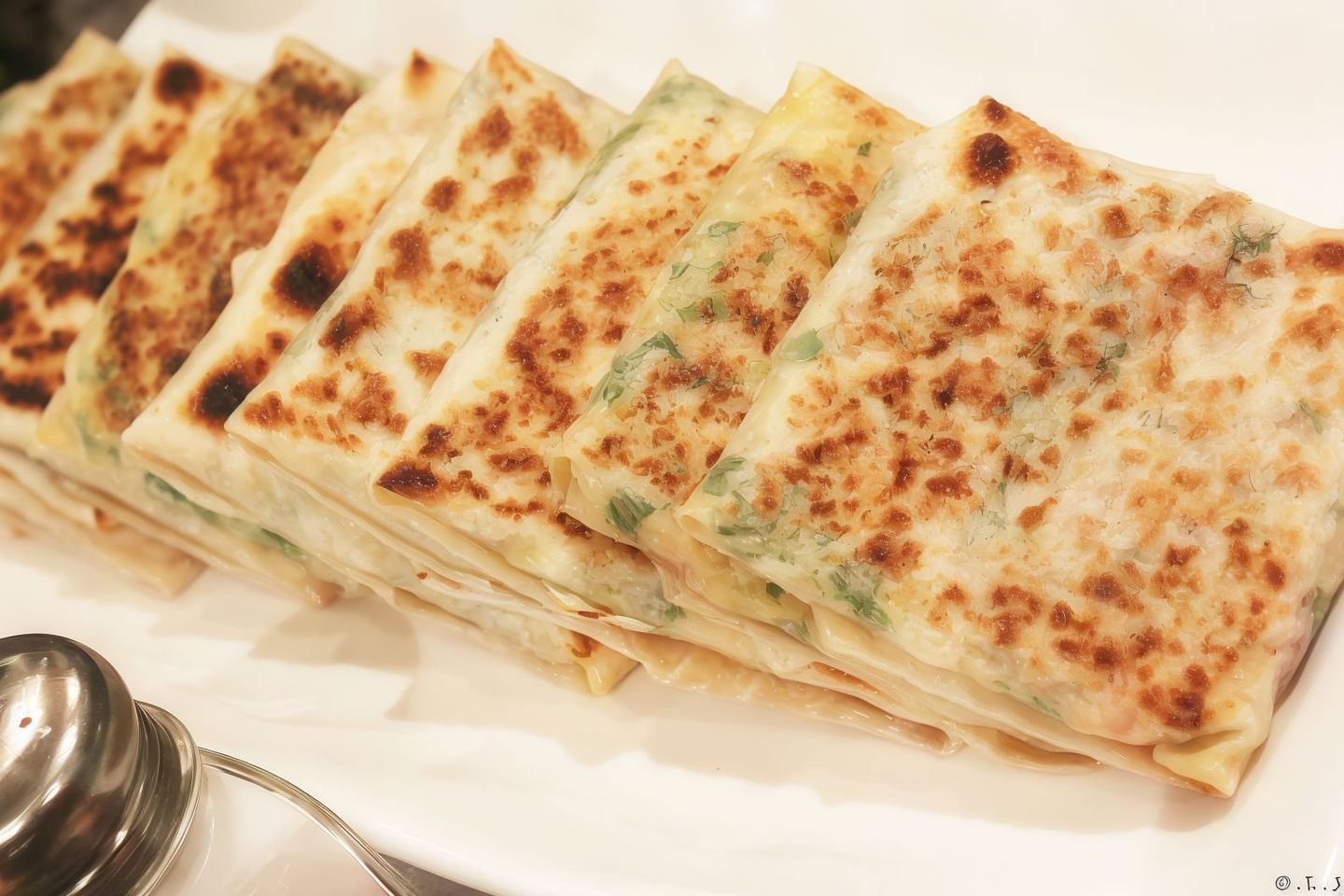 مطبق حلو جبن