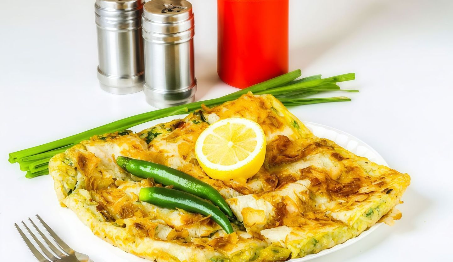 Mutabbak With Salty Cheese