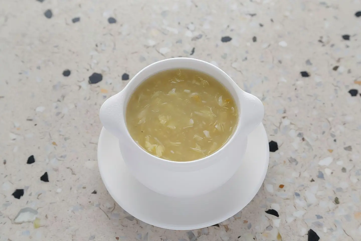 شوربة دجاج بالذرة