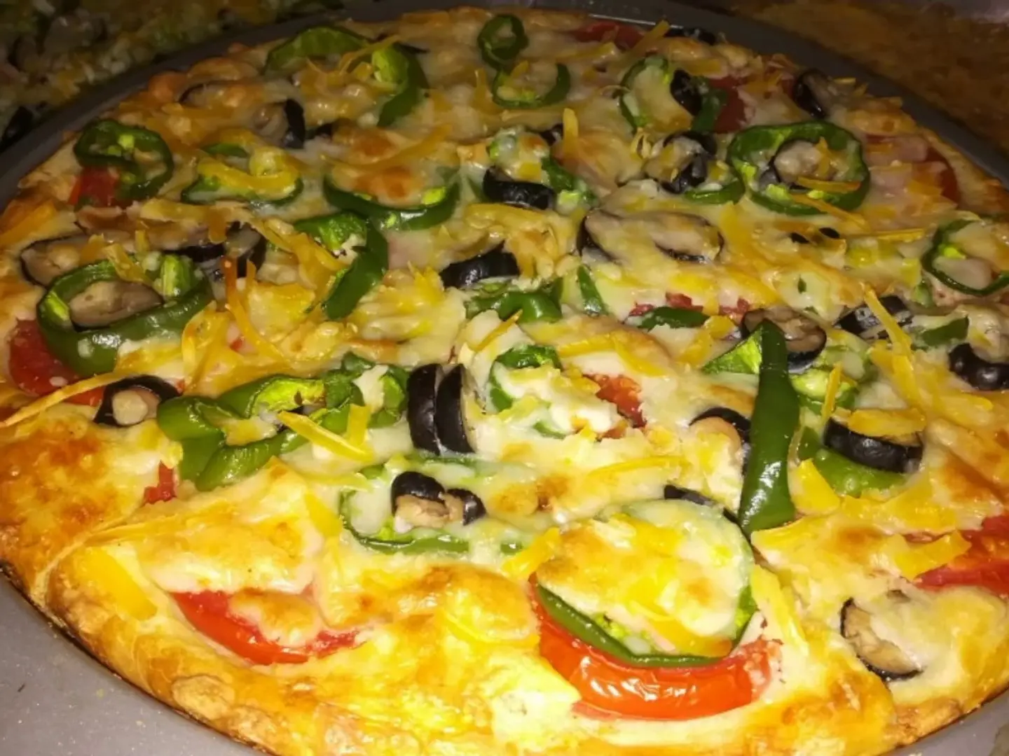 Mixed Cheese Pizza   Medium