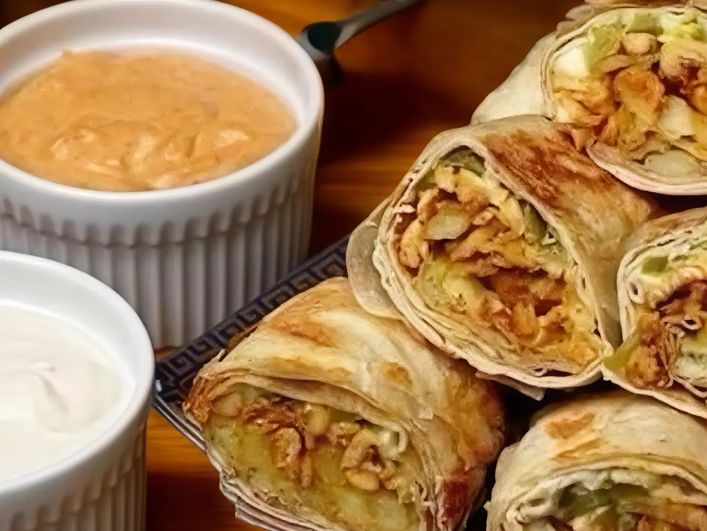 6 Pieces Arabic Shawarma Box