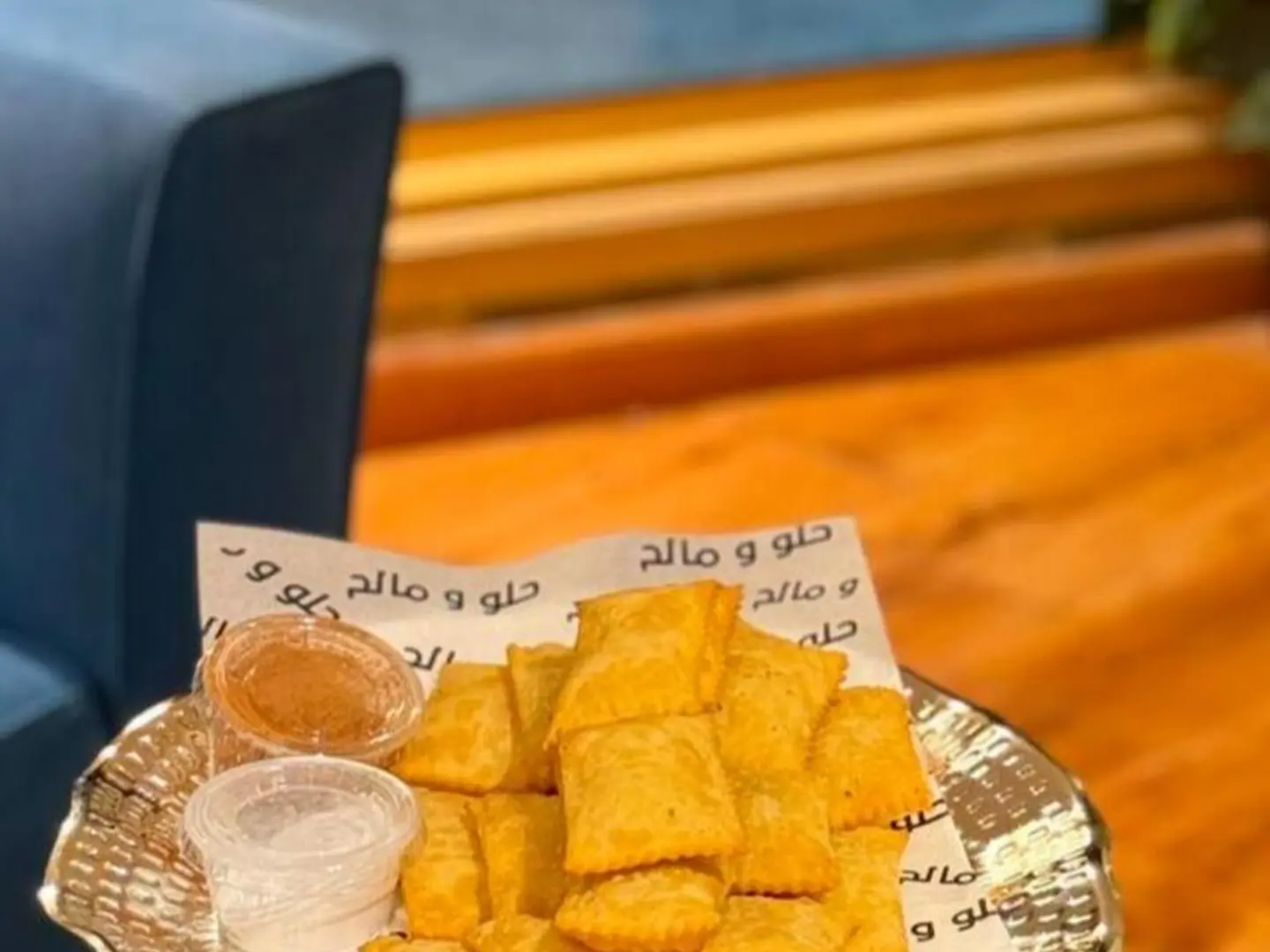 مخدات جبن صغير