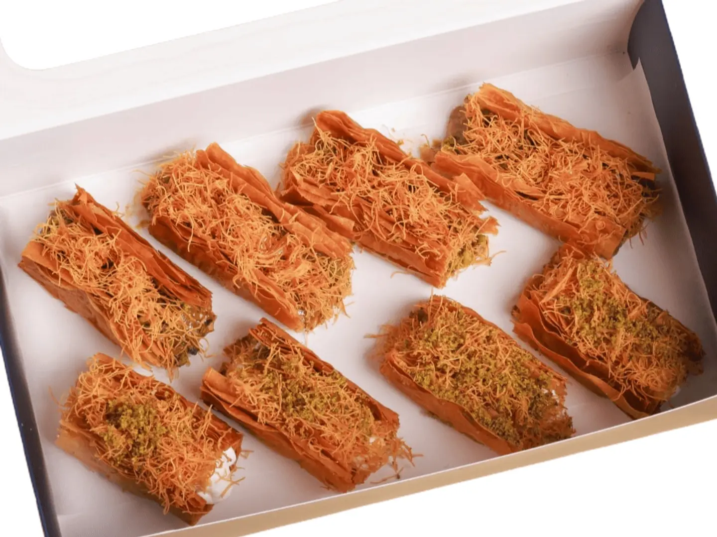 بوكس ميني ملفيه بقلاوة 8 قطع