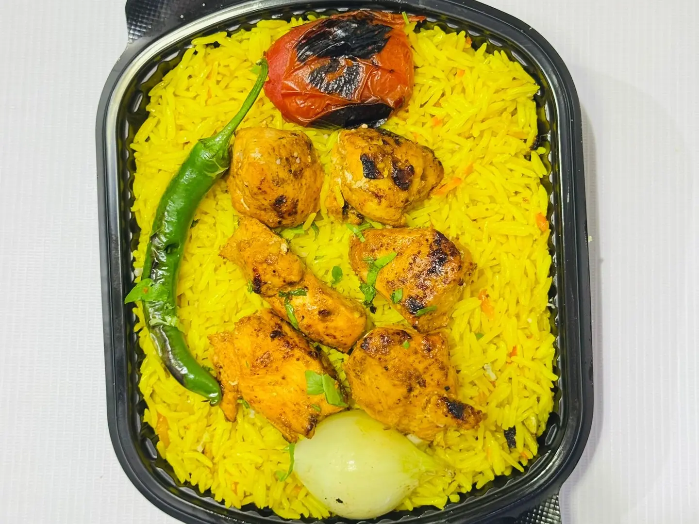 وجبة شيش طاوق مع الارز البسمتي