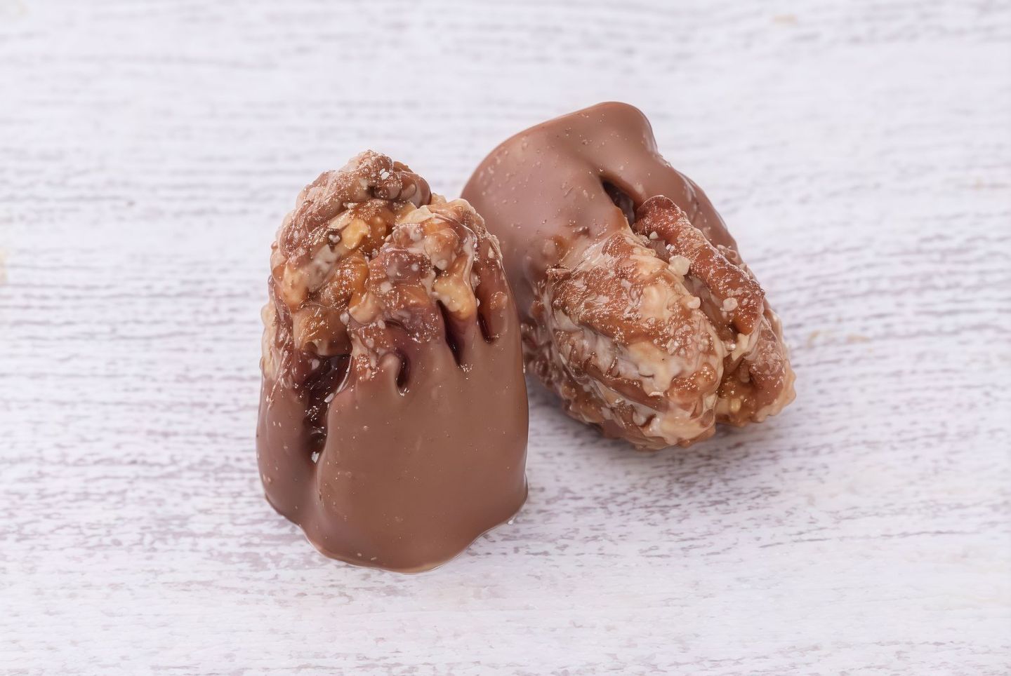 Caramelized Walnuts With Chocolate