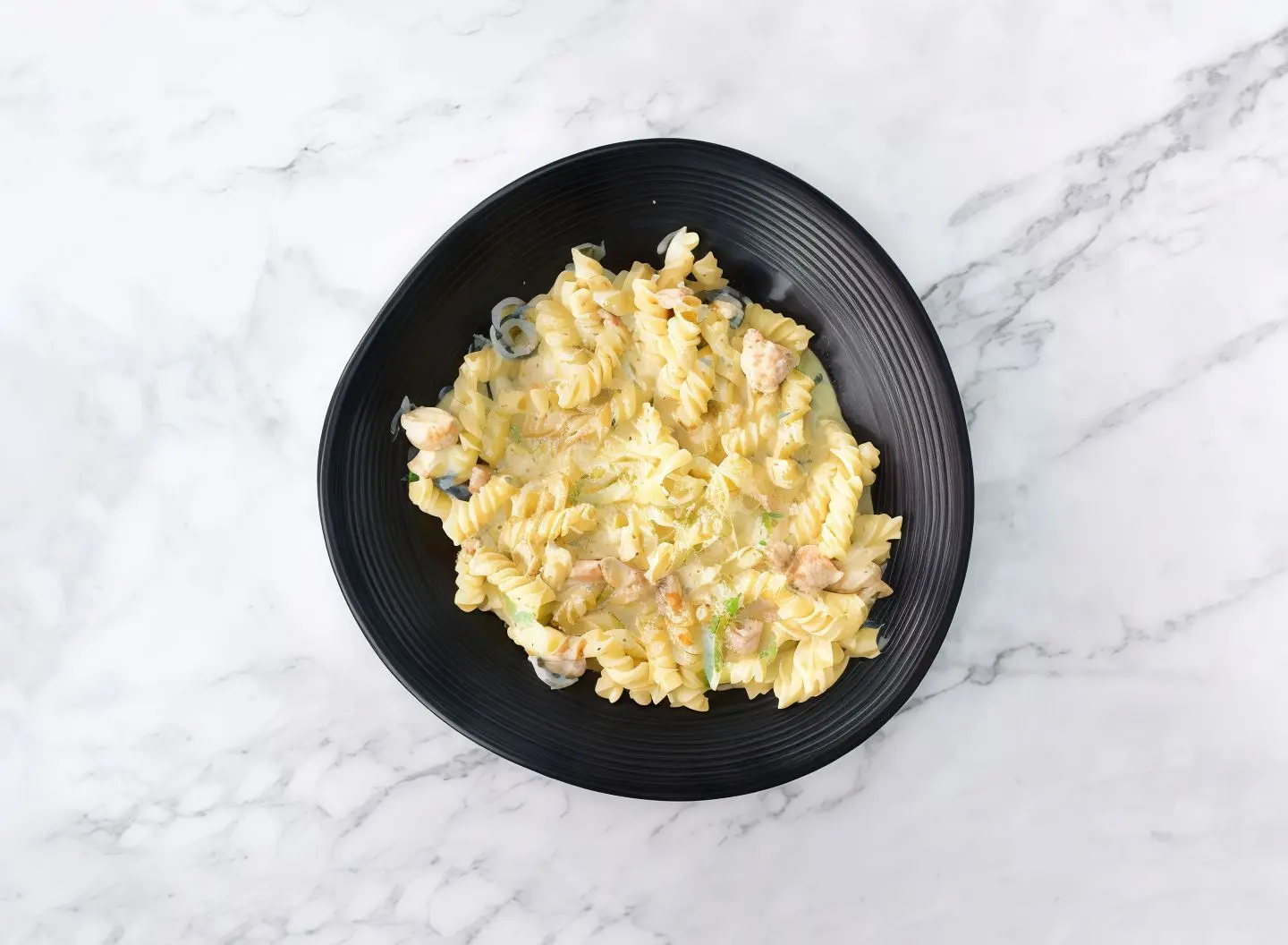White Pasta With Chicken