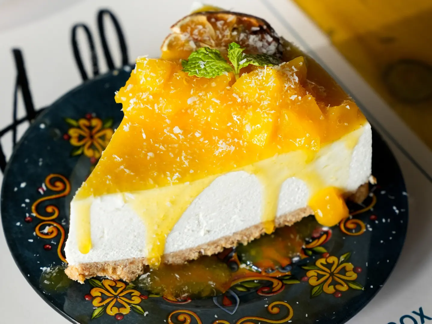 مانجو كوكونات تشيز كيك