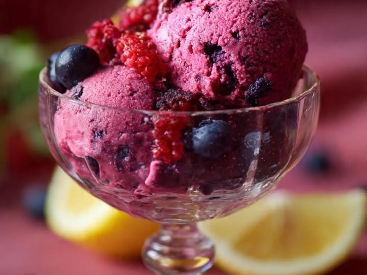 Berries & Lemon