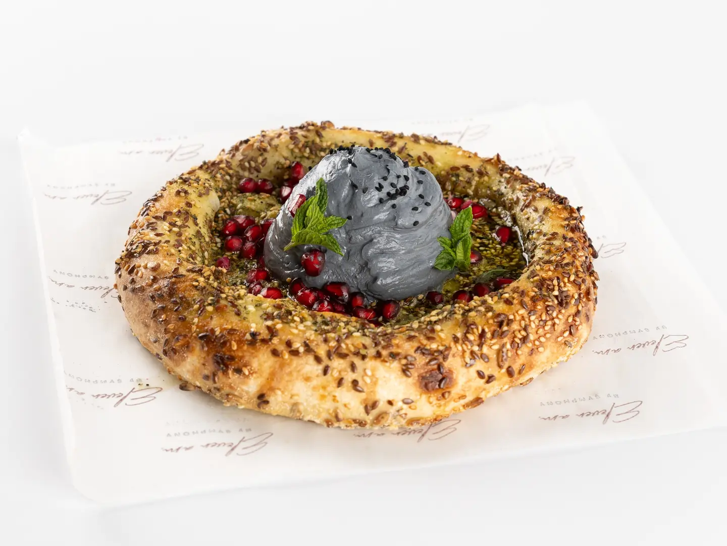 منقوشة زعتر بالسيميت