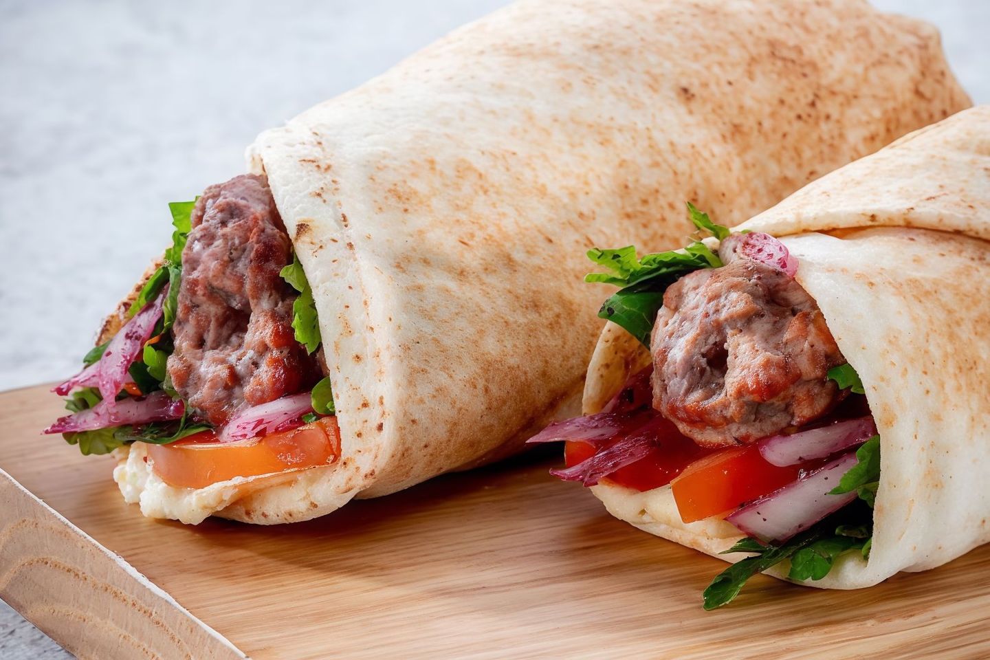 ساندوتش كباب مغربي - صغير