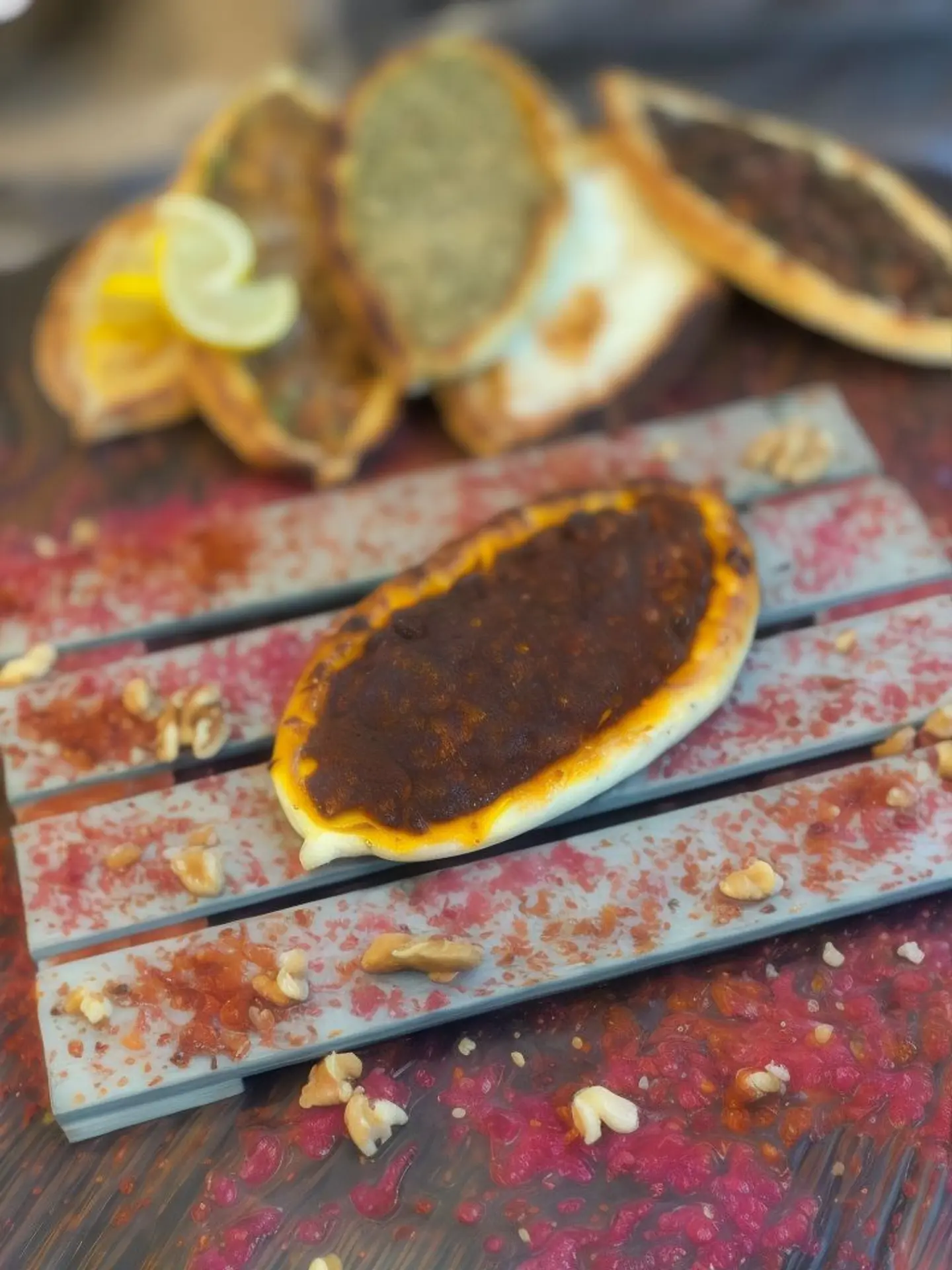 كلاسيك محمره