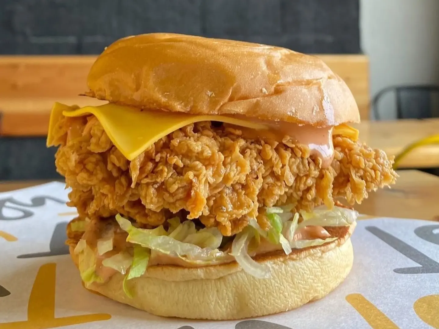 تشكن بلوبيري برجر