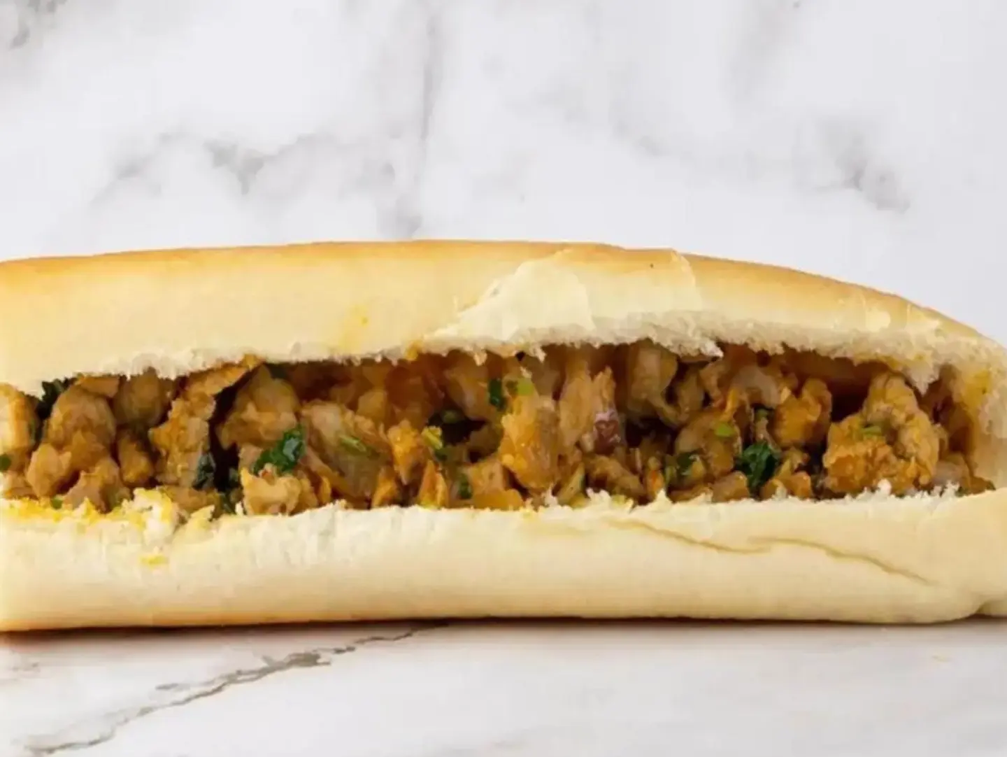Muqalqal Chicken Sandwich - Chicken Muqalqal Samoli Sandwich